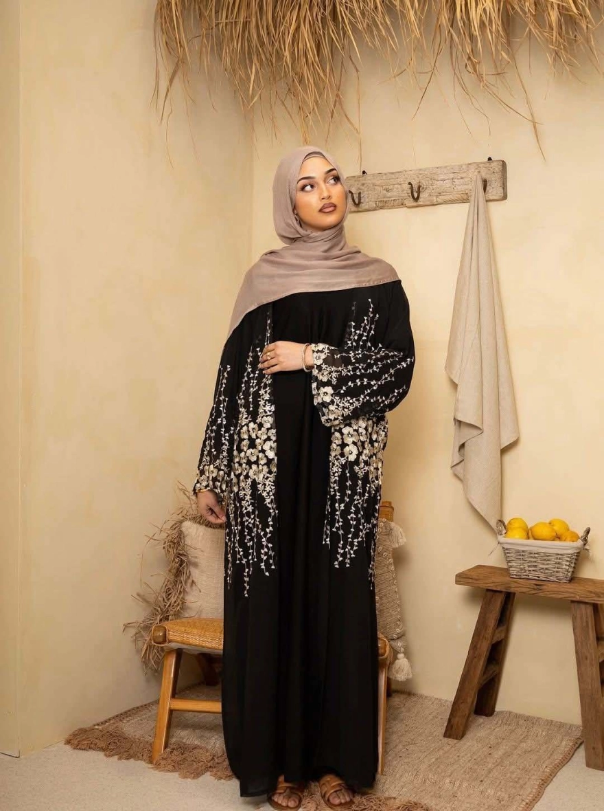 Abaya In Zuhoor