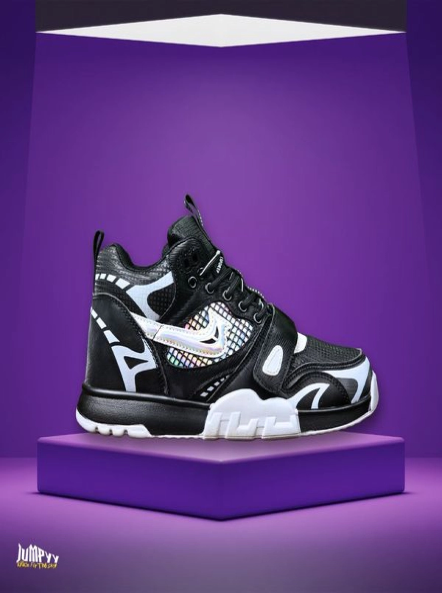 Dark Horse | Lightweight | High-Neck Chinese Sneaker