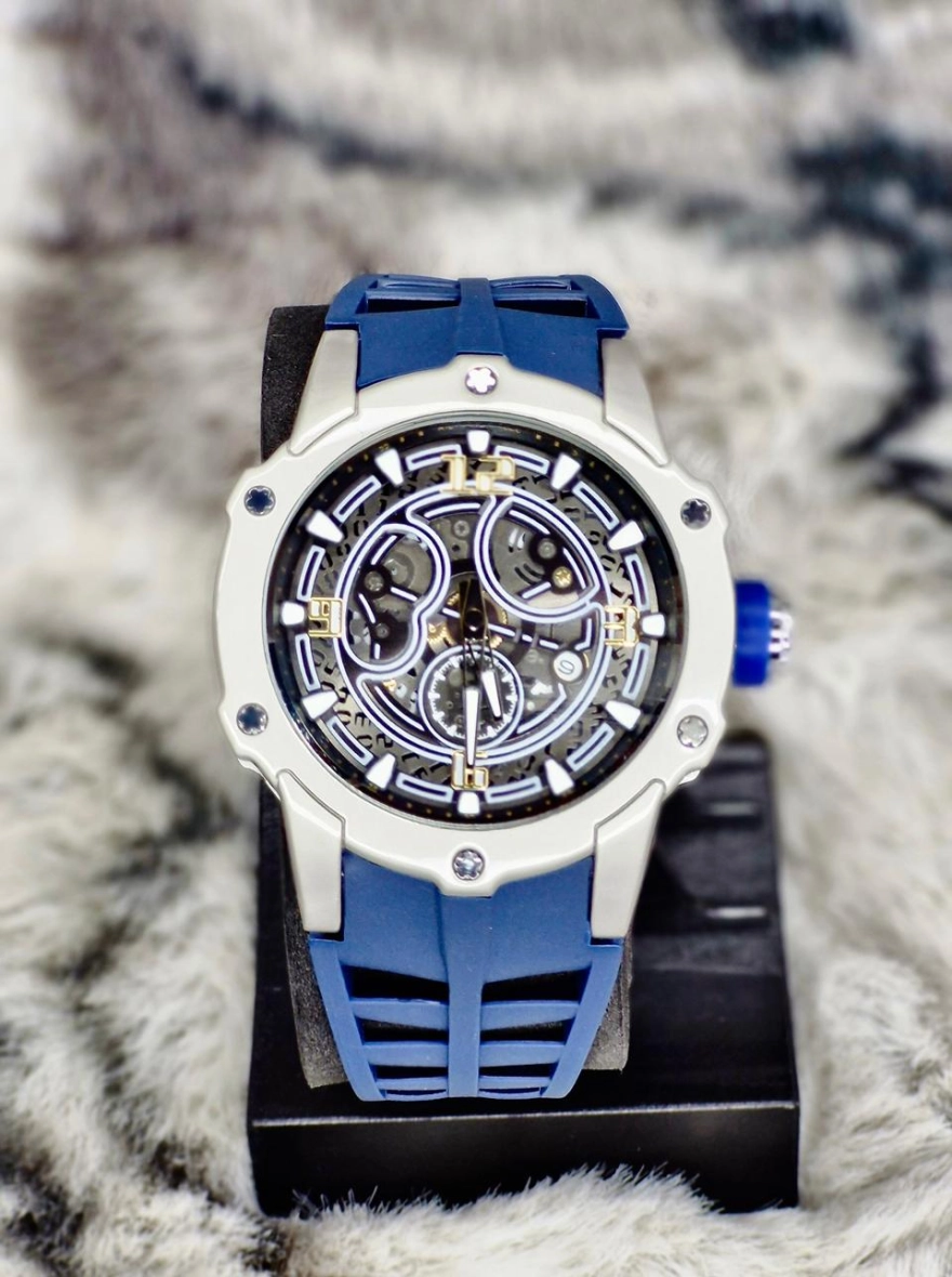 Men’s Skeleton mechanical movement Watch