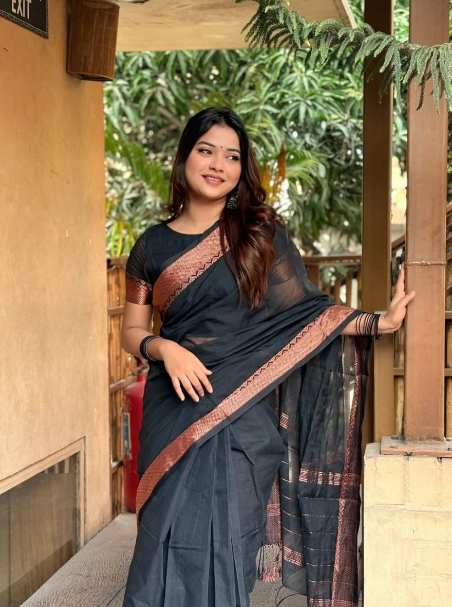 Women's Exclusive Fashionable Trendy Tangail HalfSilk Nakshi Pair Saree - Midnight Black & Copper Rose