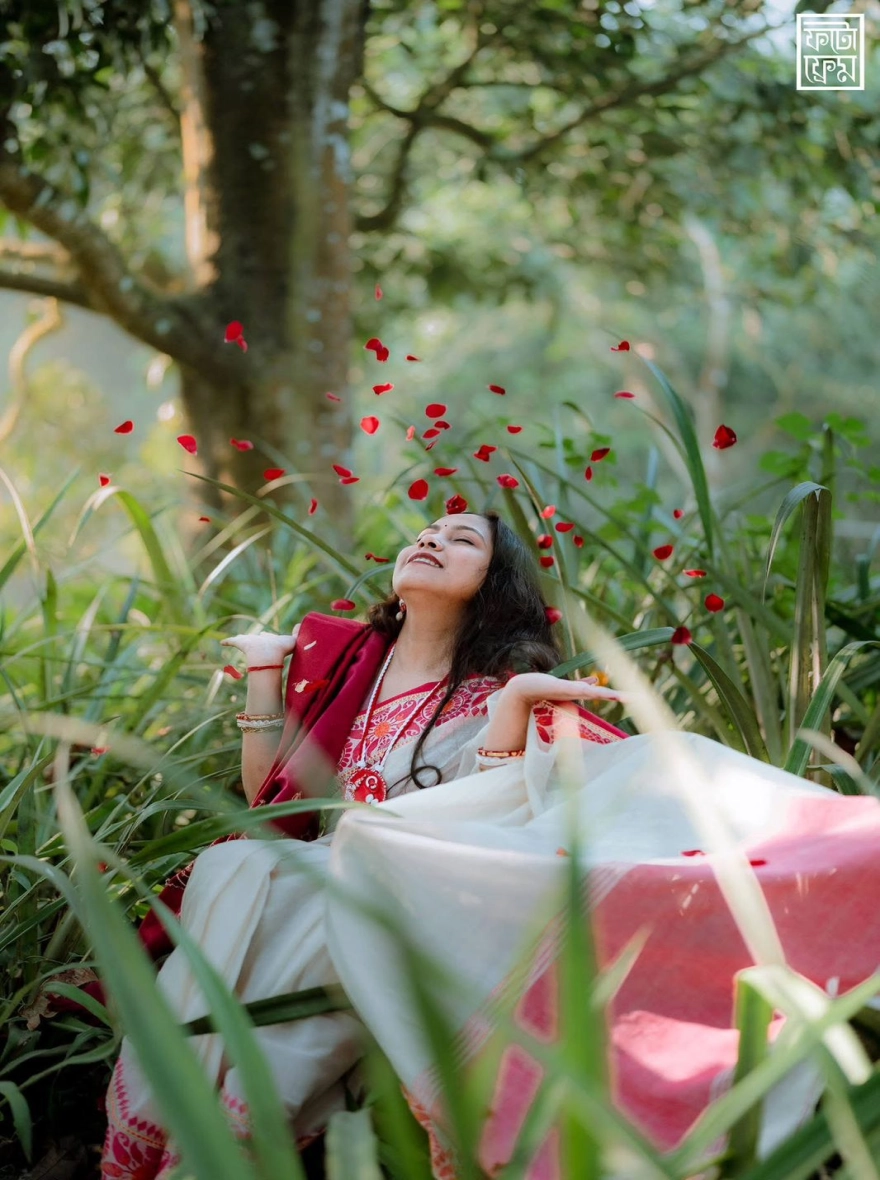 Women's Falguni Special Half Silk Saree – Vibrant Yellow & Purple Celebration Edition