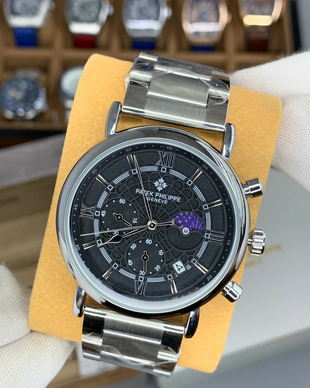 PATEK PHILIPPE Active Chronograph Black Dial