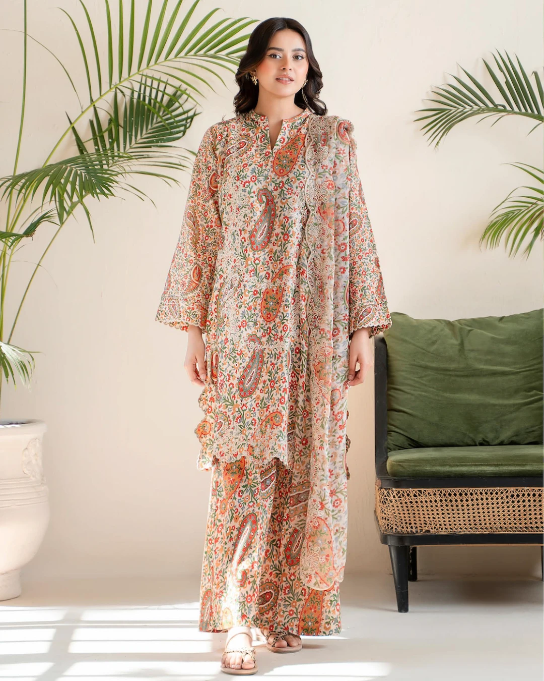 Pakistani Ziva Gull Jee Embroidered Unstitched 3 piece Lawn– Cream Hue