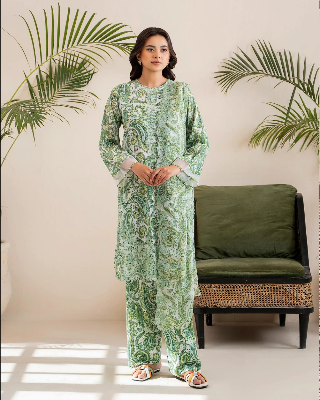 Pakistani Ziva Gull Jee Embroidered Unstitched 3 piece Lawn– Green x White