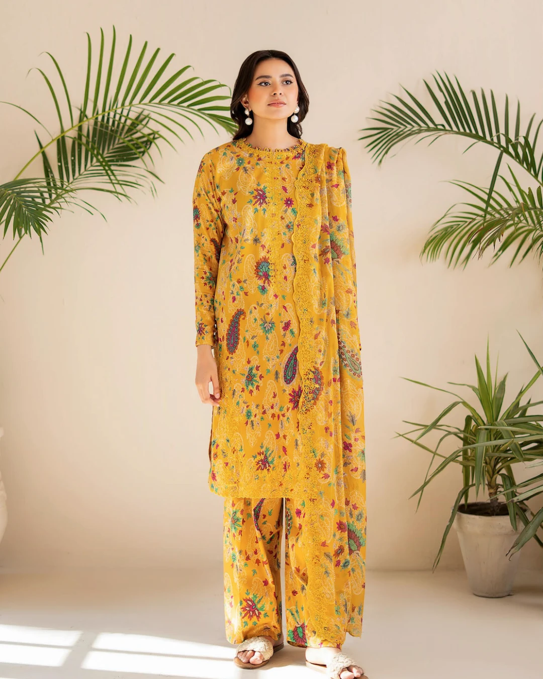 Pakistani Ziva Gull Jee Embroidered Unstitched 3 piece Lawn– Mustard Yellow