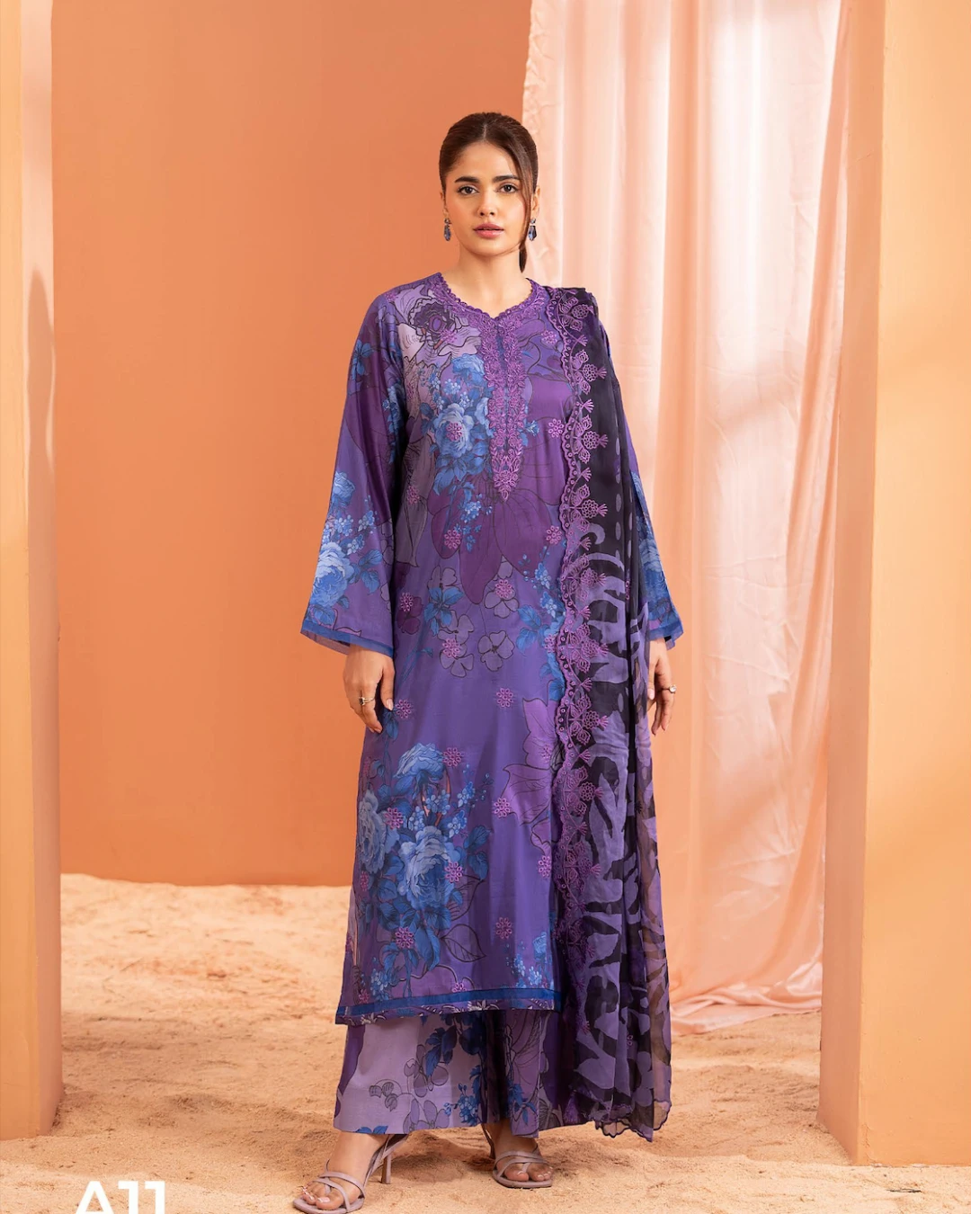 Pakistani Mishaal V3 Unstitched Three Piece Lawn - Violet Hue