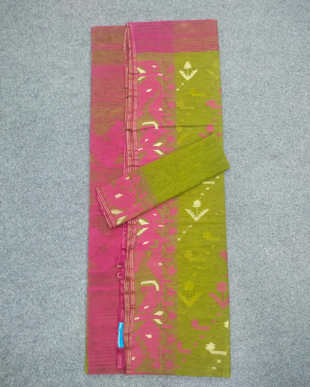 Olive Green and Mehendi Pink Floral Handloom Ransom Silk Jamdani Saree