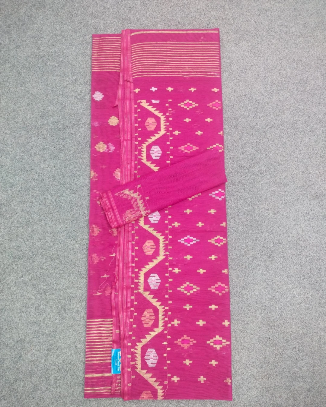 Magenta Pink Geometric Handloom Ransom Silk Jamdani Saree