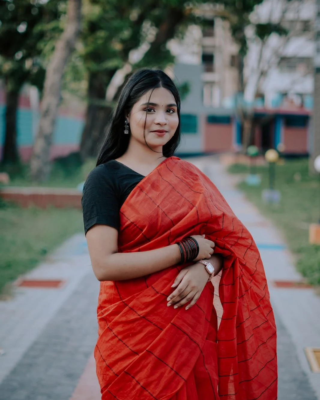 Women's Trendy Halfsilk Handloom Chumki Saree