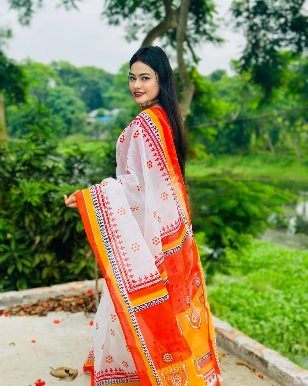 Women's Tangail Tat Trendy Afsan Print Saree 3