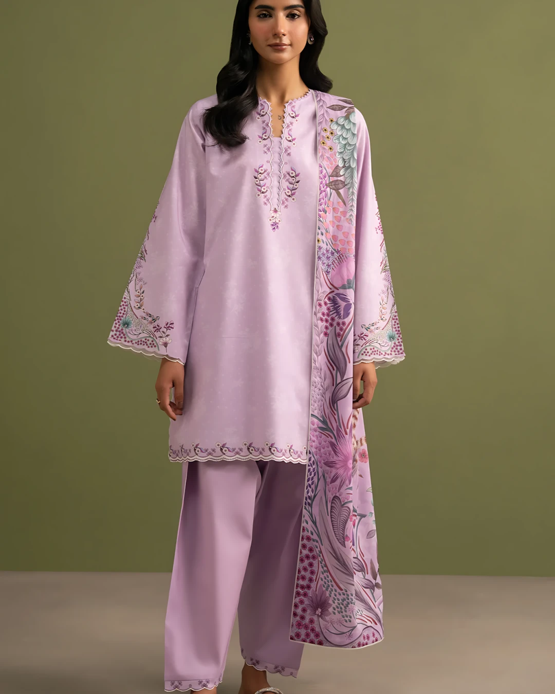 Lavender Dreams Luxury Embroidered Lawn Three-Piece Suit