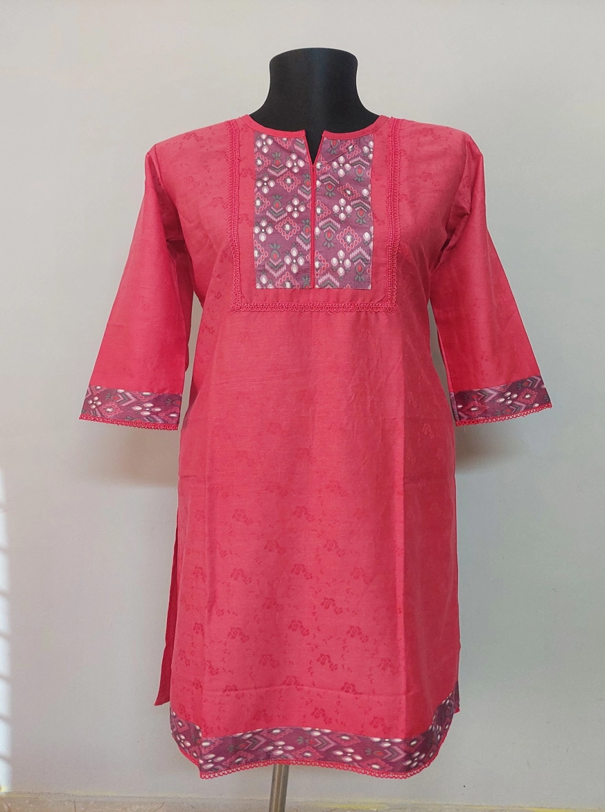 Maroon Geometric Yoke Textured Kurti