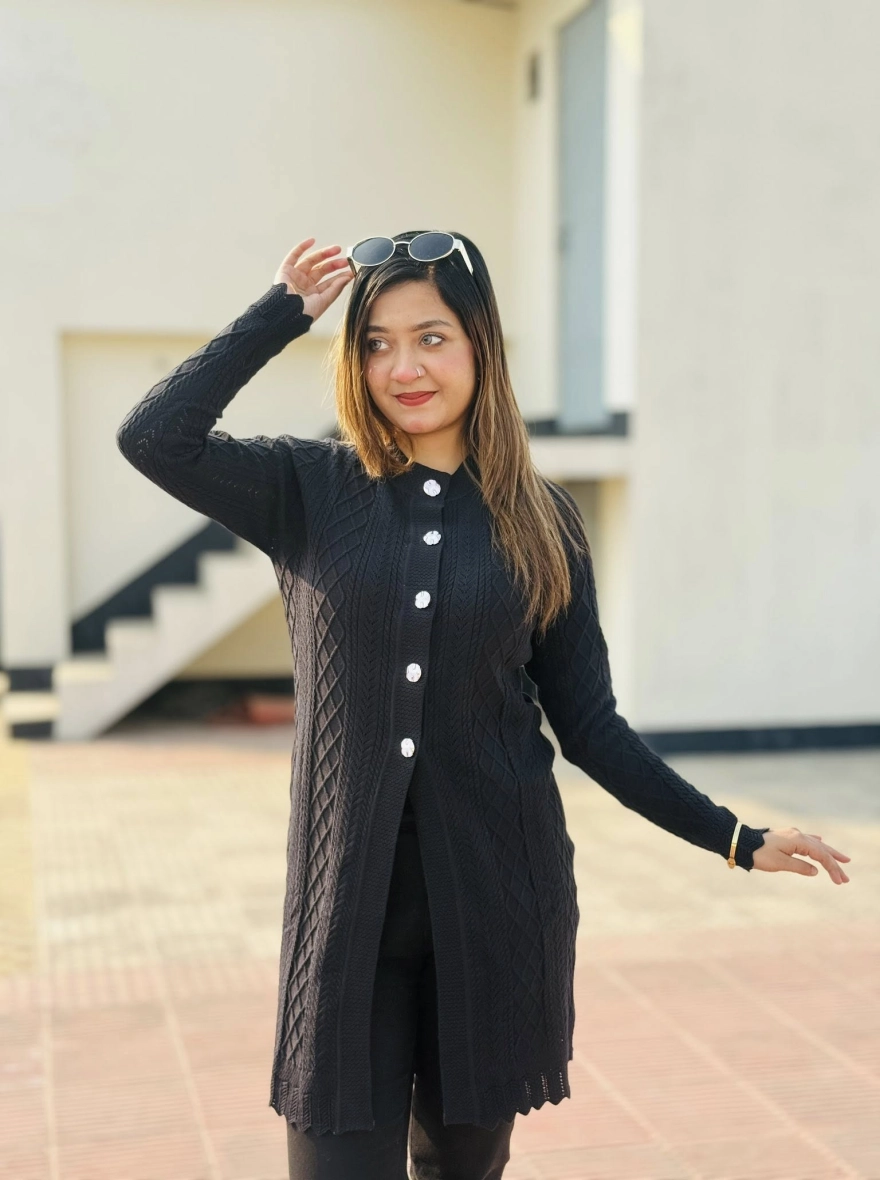 The Elegant Diamond-Texture Longline Cardigan