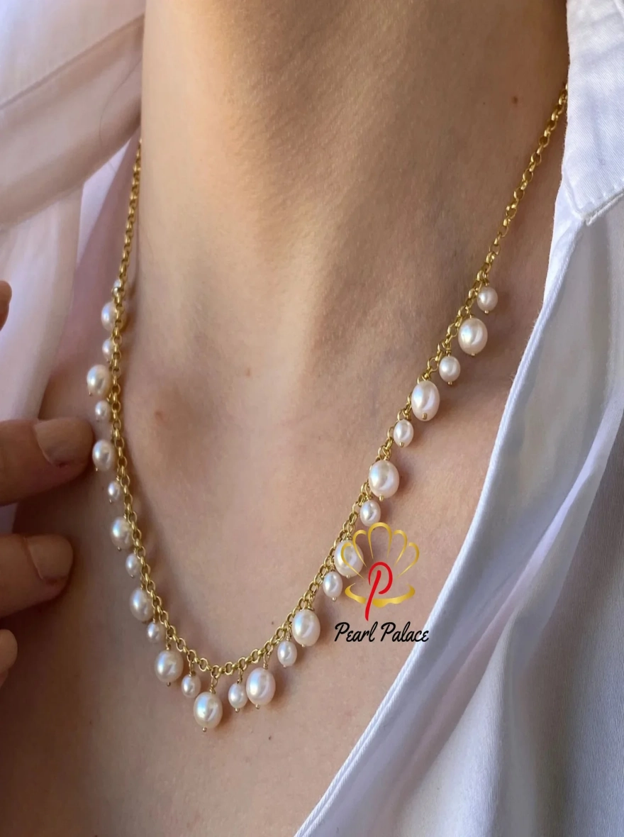 Dainty Freshwater Pearl Necklace