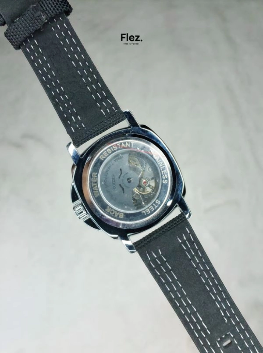 SEIKO 5 [automatic Chronograph]