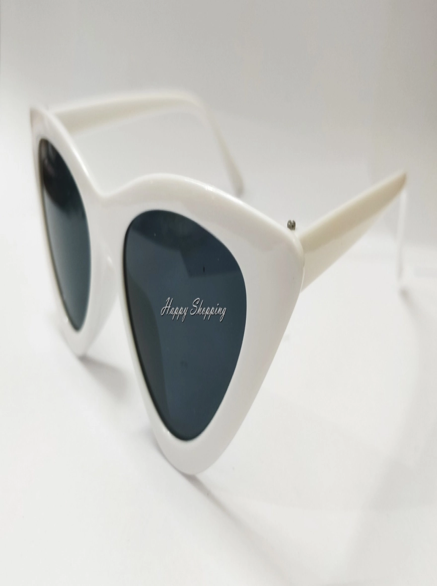 Retro Chic Cat-Eye Sunglasses – Vintage Inspired Fashion Eyewear