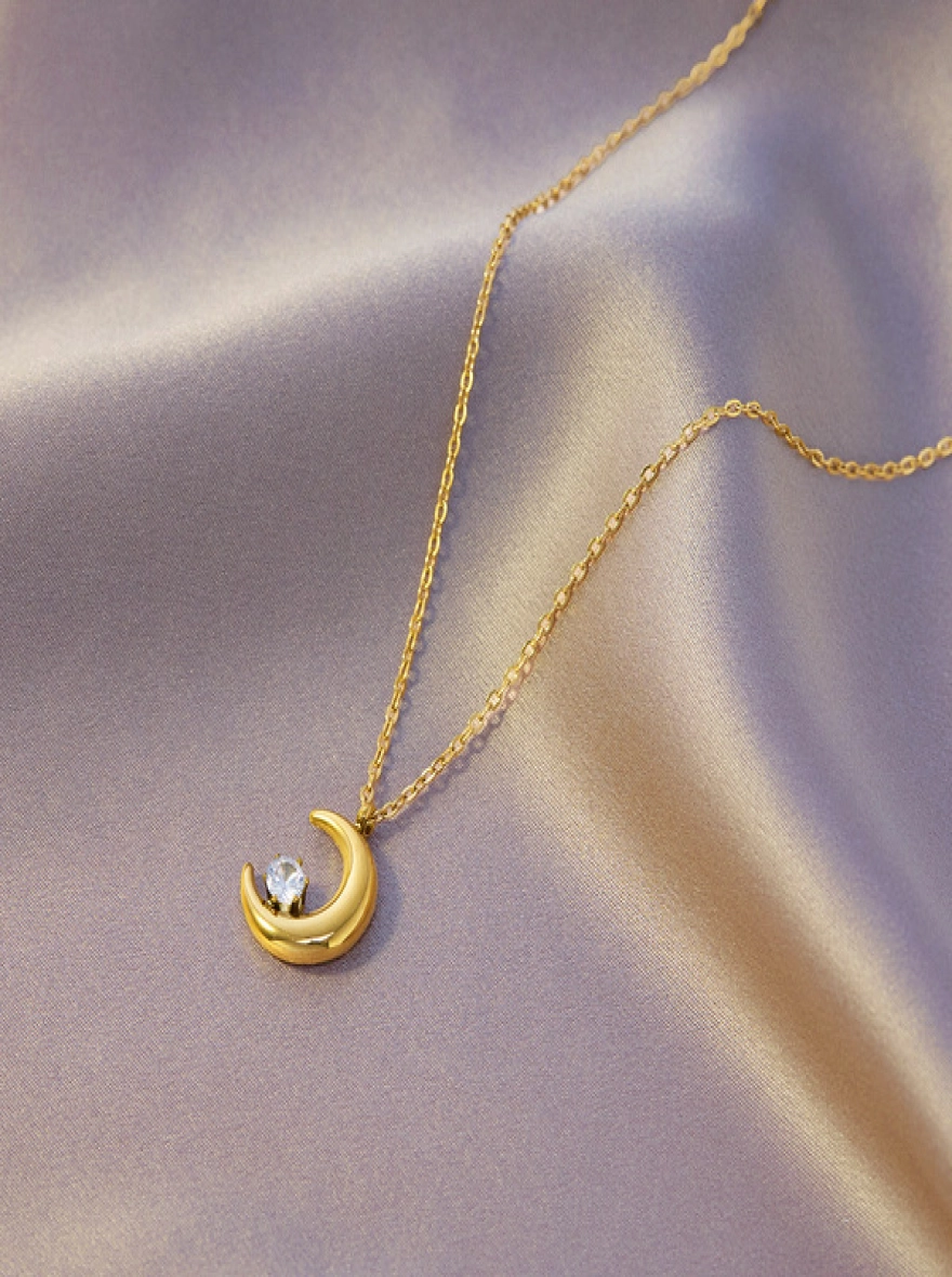 Gold-Plated Minimalist Pendant Necklace