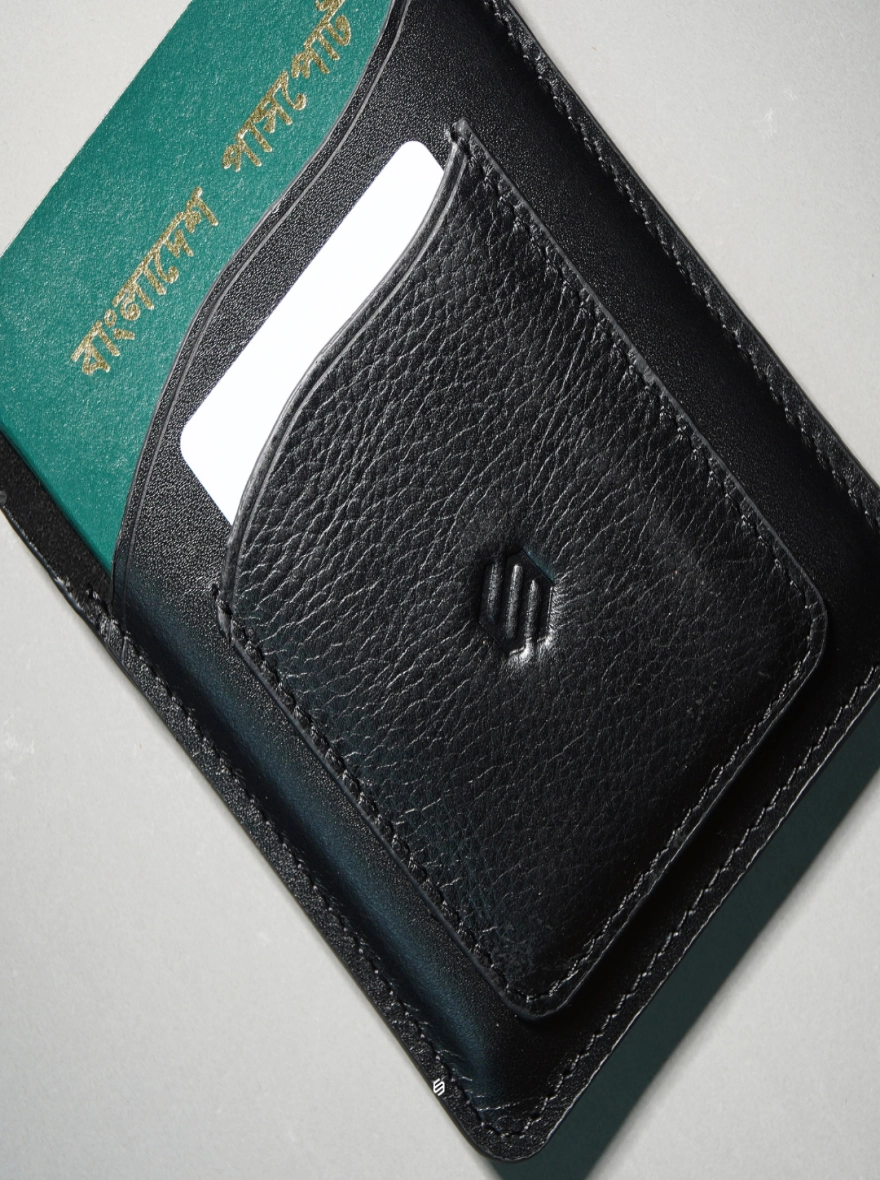 Bachelor Passport Holder