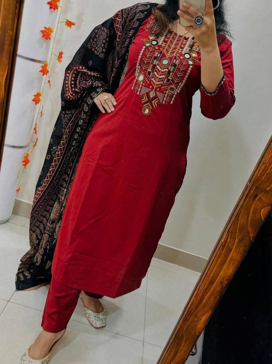 Mirror-Work Embroidered 3-Piece Kurti Set