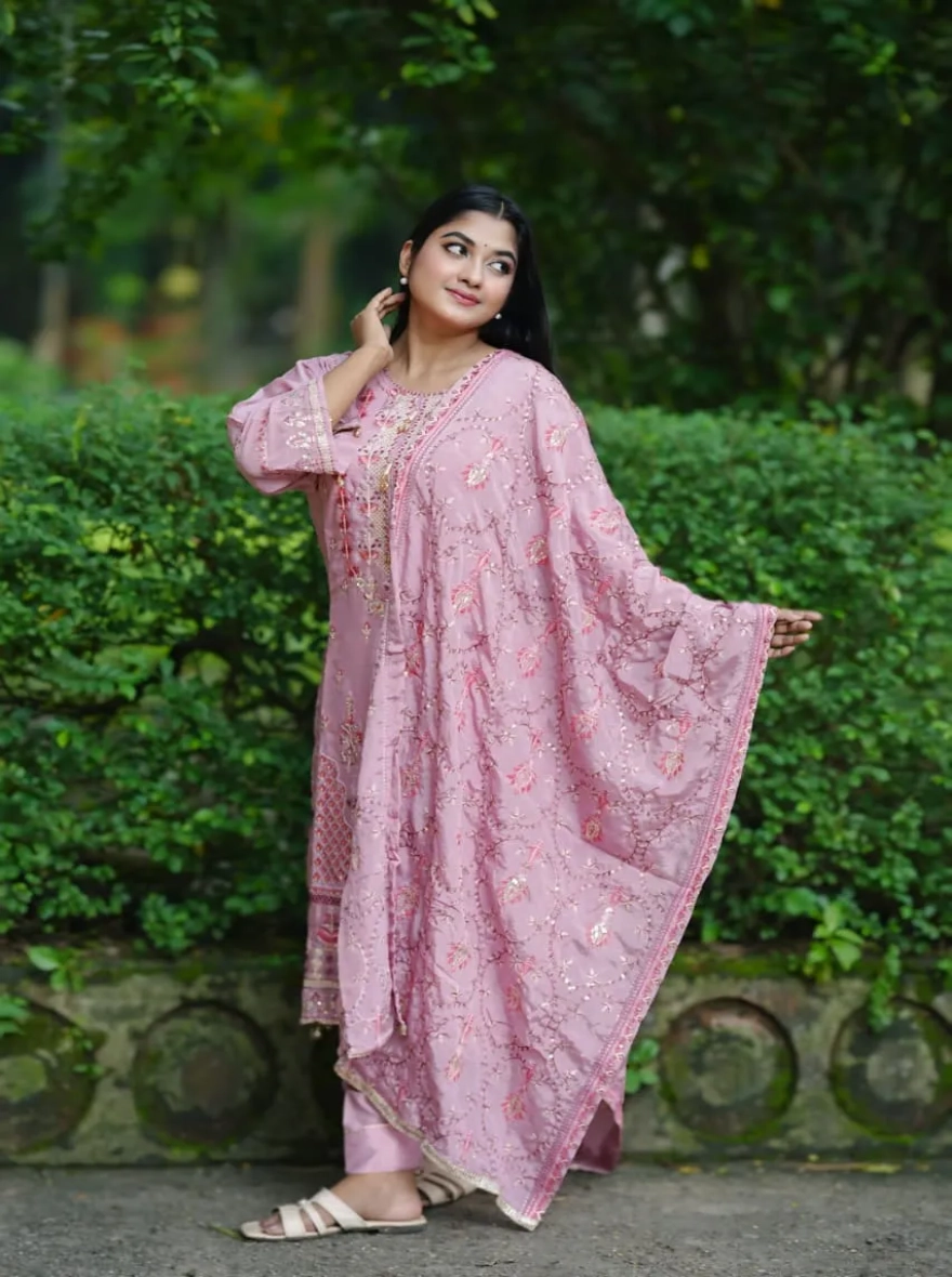 Pink Parijat Set