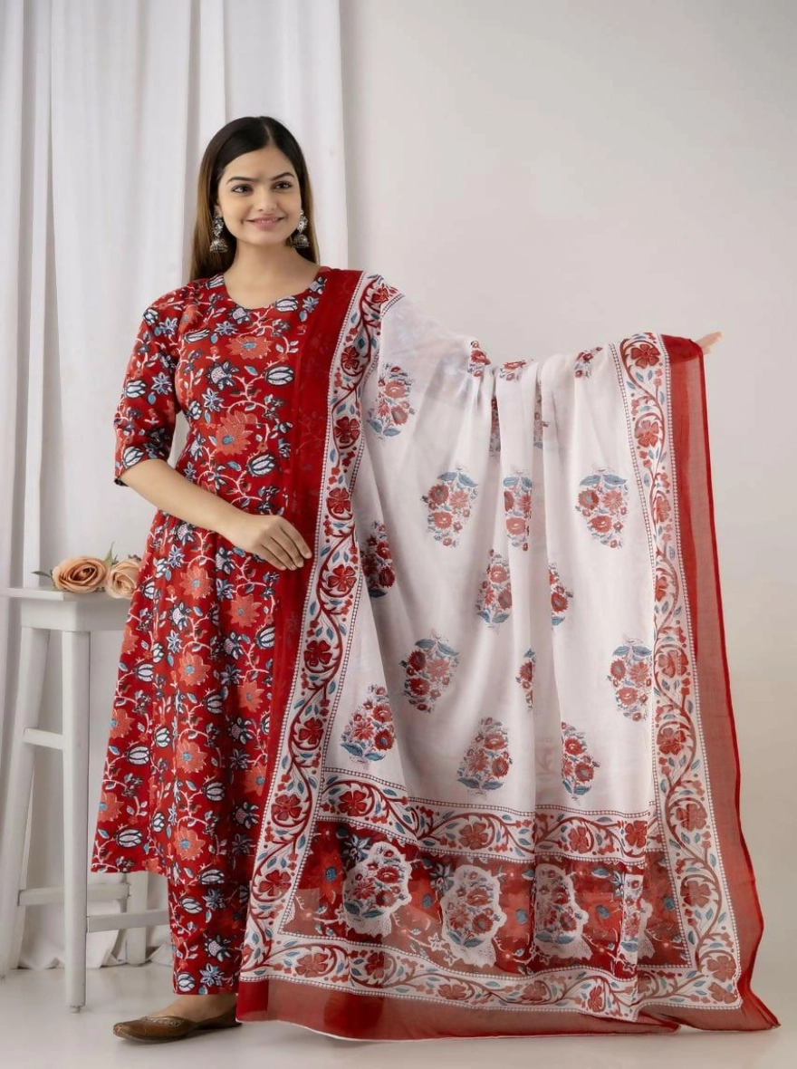Readymade Full AC Cotton Casual Floral Printed Kurti Set