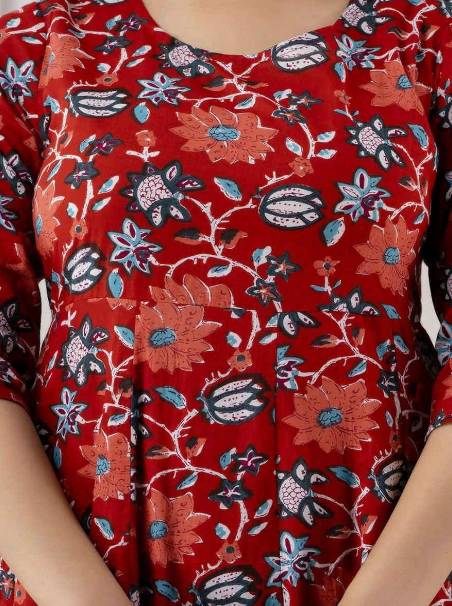 Readymade Full AC Cotton Casual Floral Printed Kurti Set