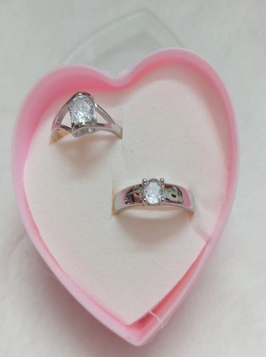 Premium simulated diamond resizable couple ring promise ring with box