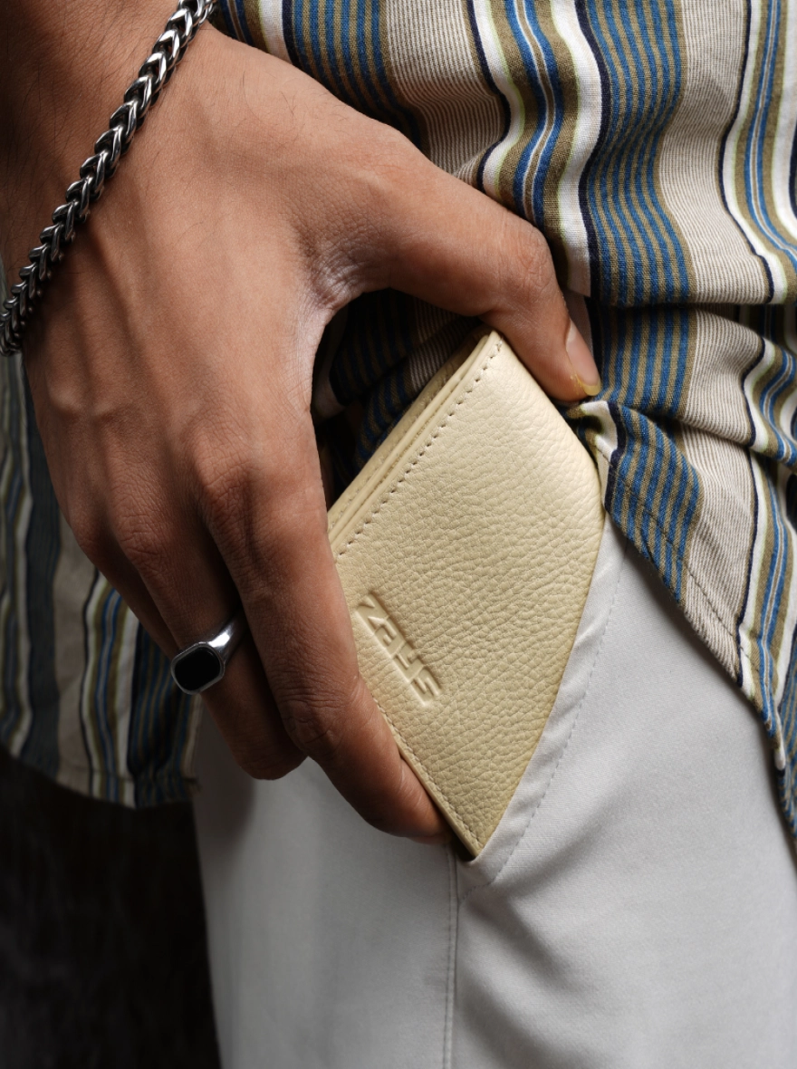 Zays Premium Eco-Friendly Leather Magnetic Card Holder Mini Wallet