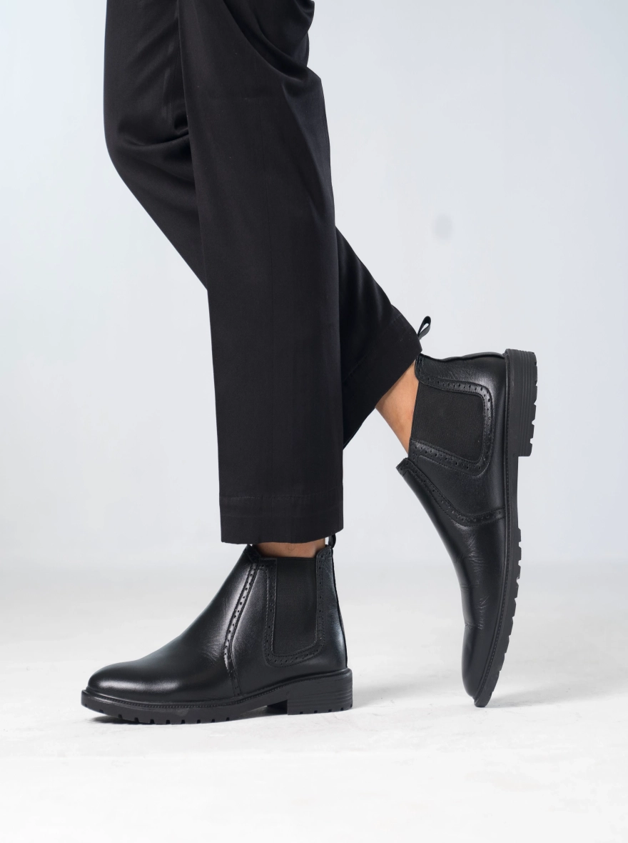 Zuqo Men's Chelsea Boot - Prime Black