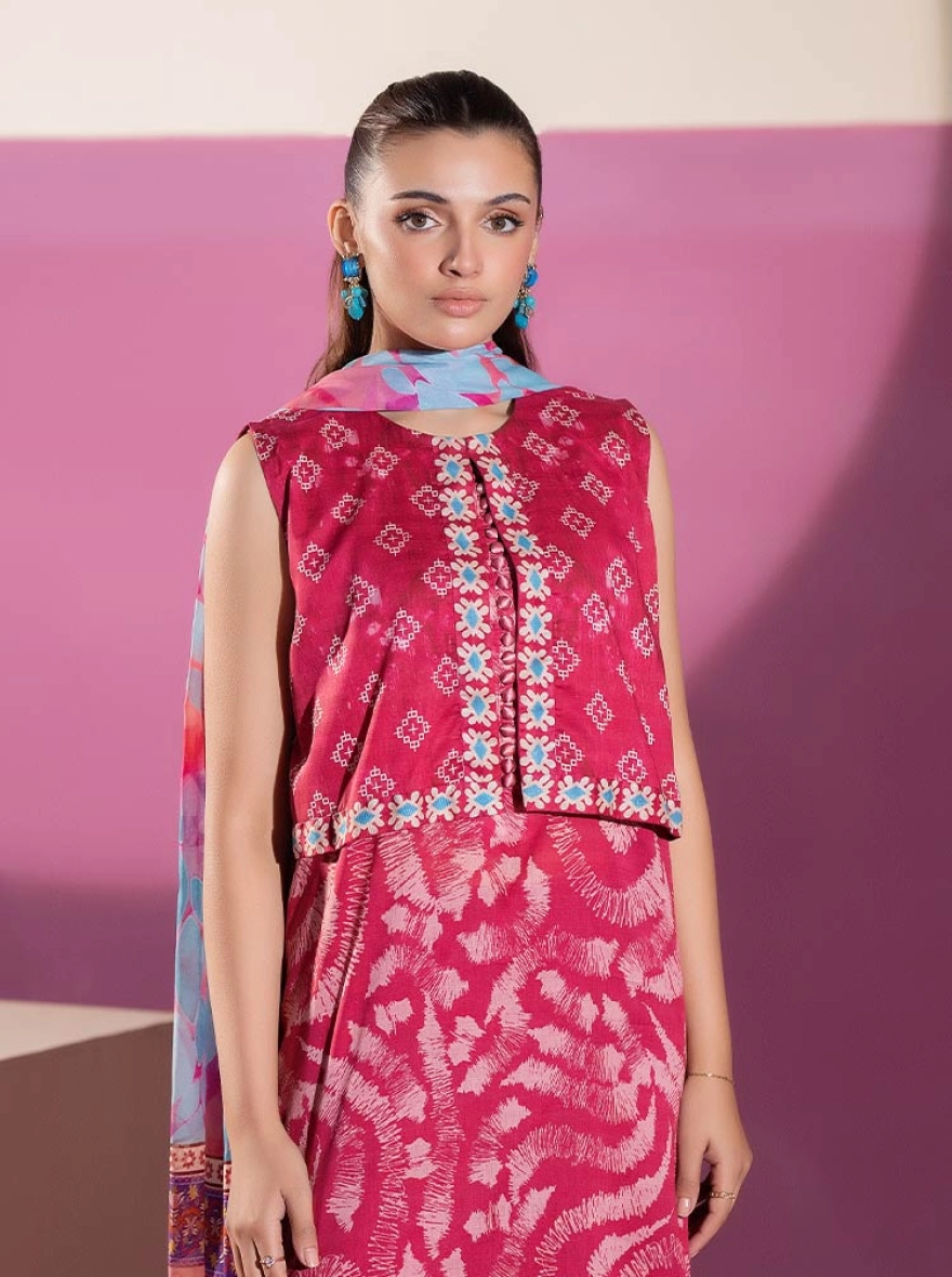 Binaas Ciel Terracotta Diamond – 3 Piece Digital Printed Unstitched Lawn Suit