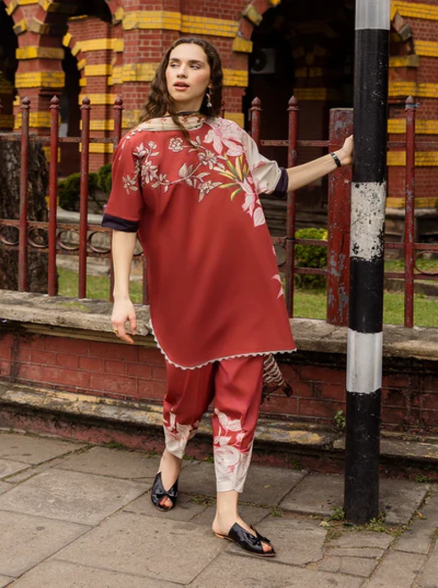 Fiorella – 3 Piece Printed Lawn Suit-Unstitehed