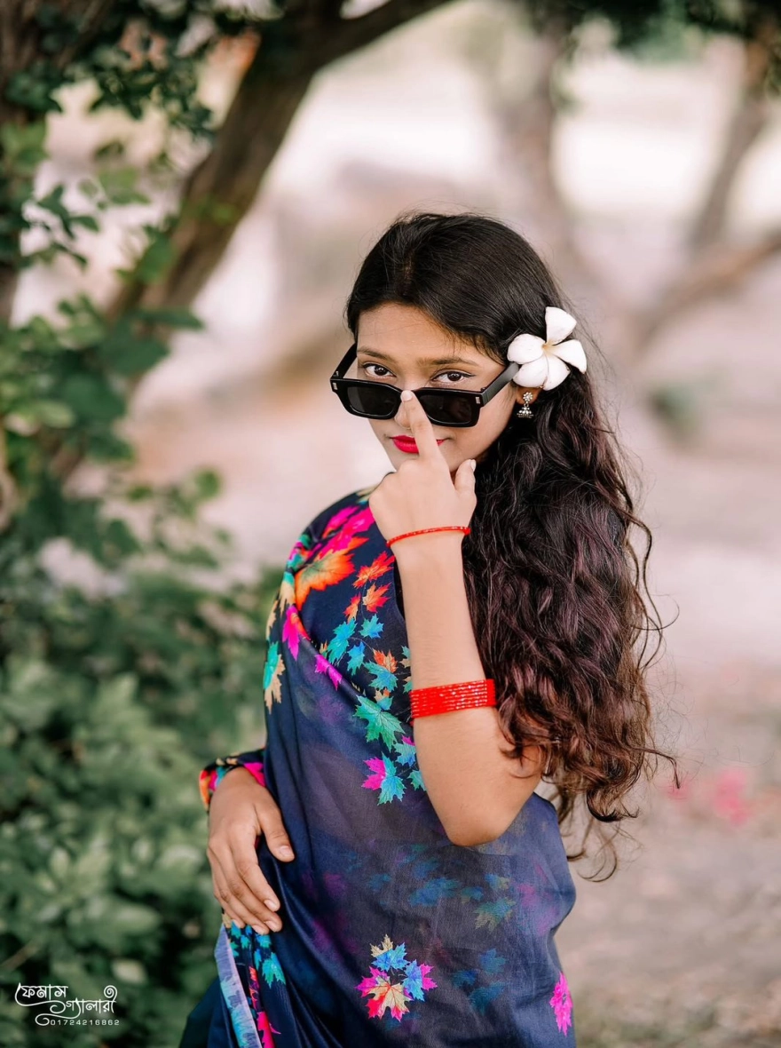 Women's Chanderi Silk Digital Printed Tassel Saree - Multi-Color