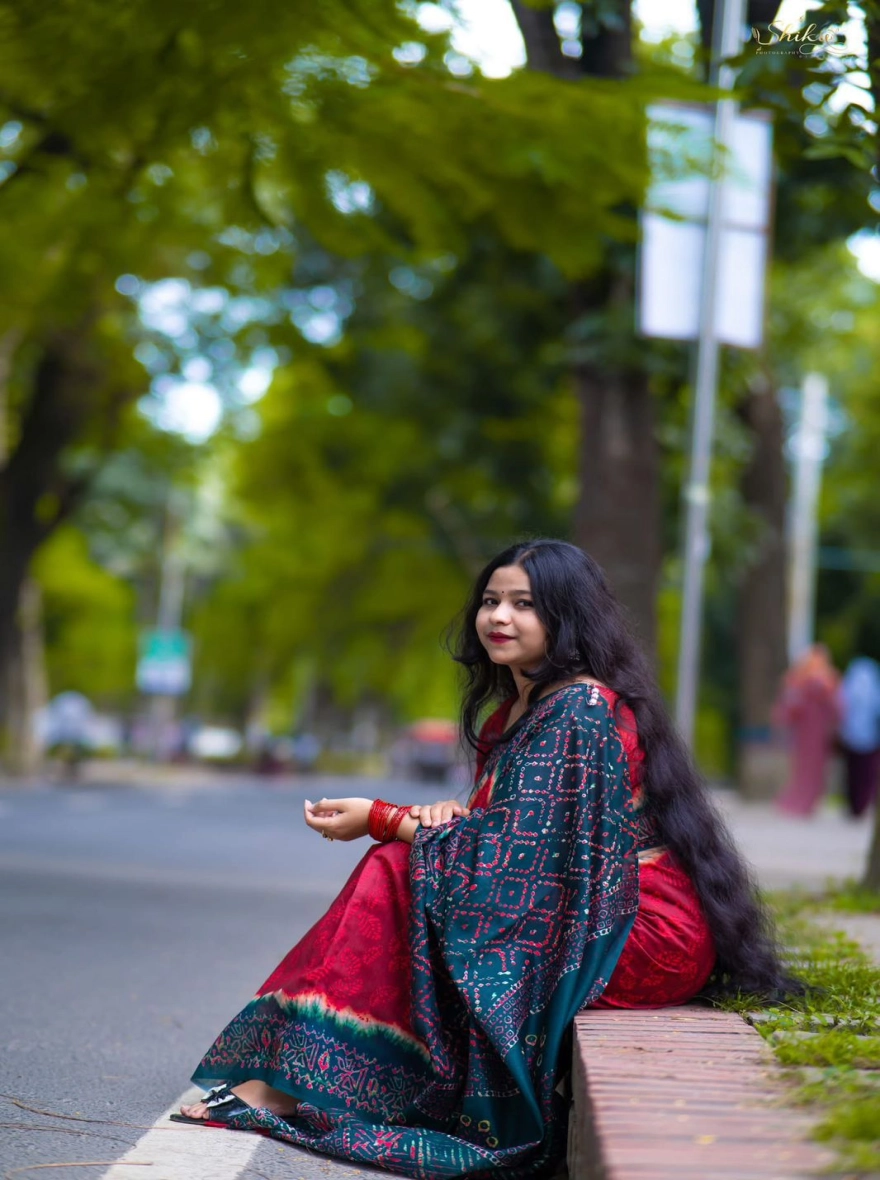 Women's Viral Chanderi Silk Saree - Artistic Butterfly & Floral Edition