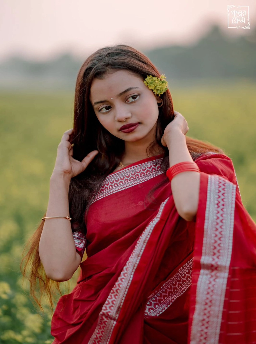 Women's Exclusive Fashionable Trendy Tangail HalfSilk Nakshi Pair Saree – Heritage Maroon & Gold