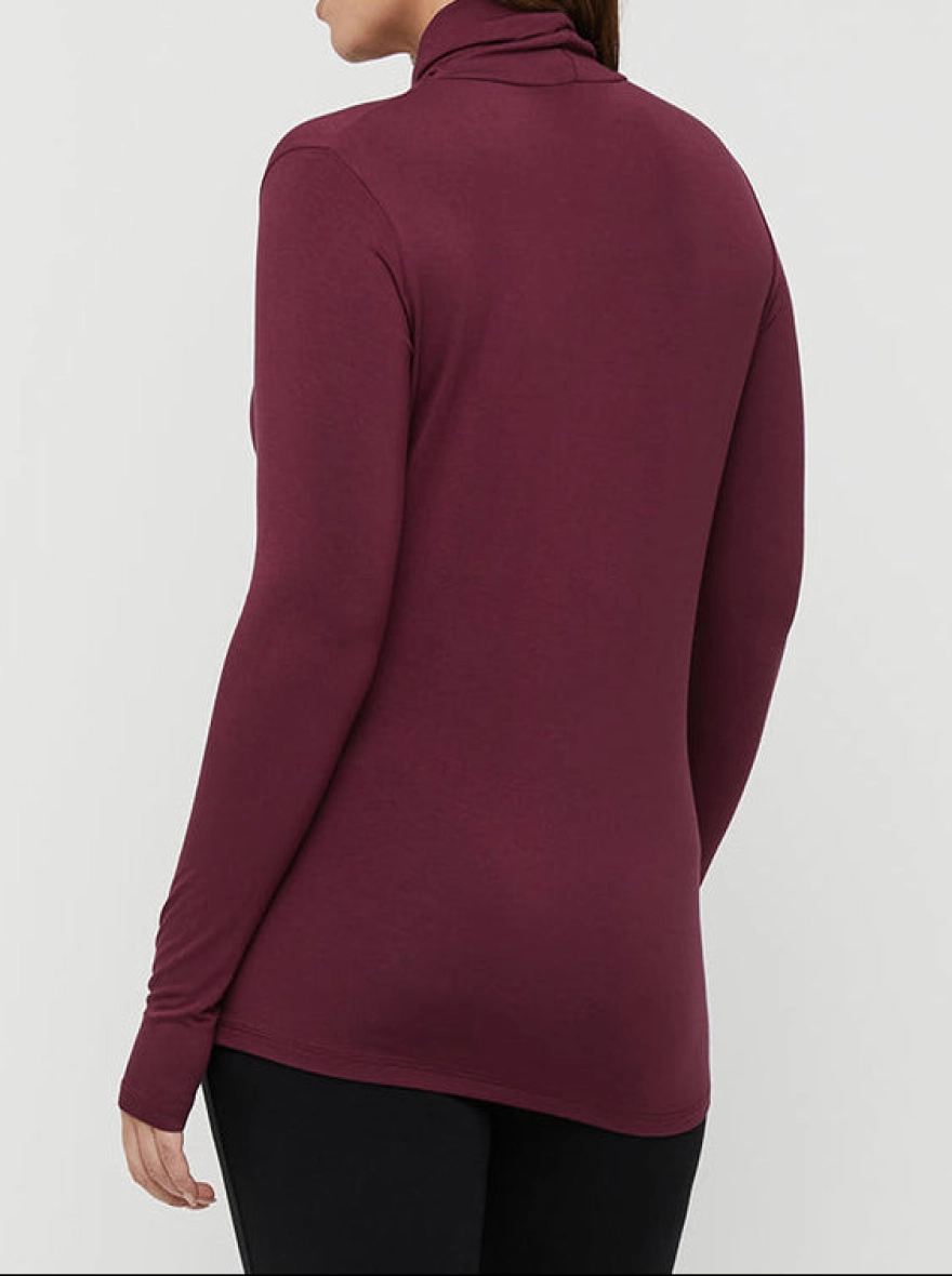 Women’s Maroon Turtle Neck Top – Elegant Winter High Neck