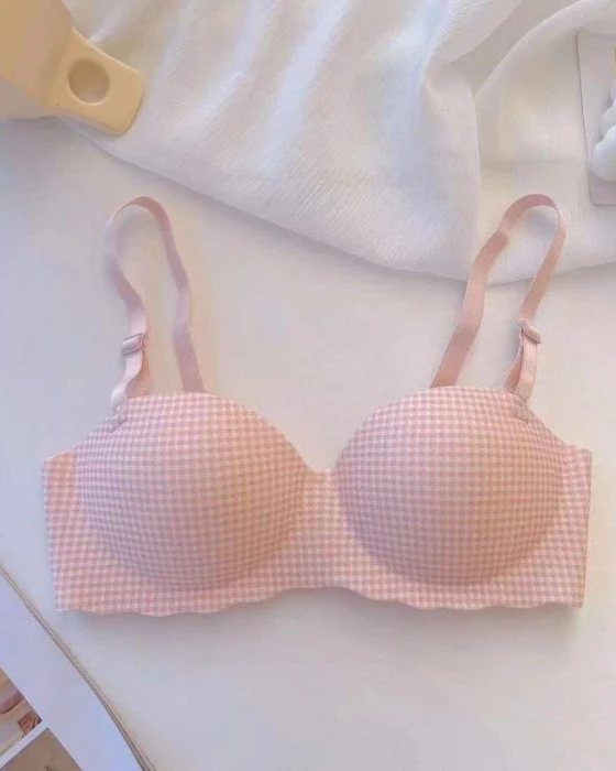 Half Cup Seamless Small Chest Wireless Bra