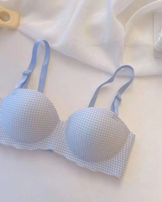 Half Cup Seamless Small Chest Wireless Bra