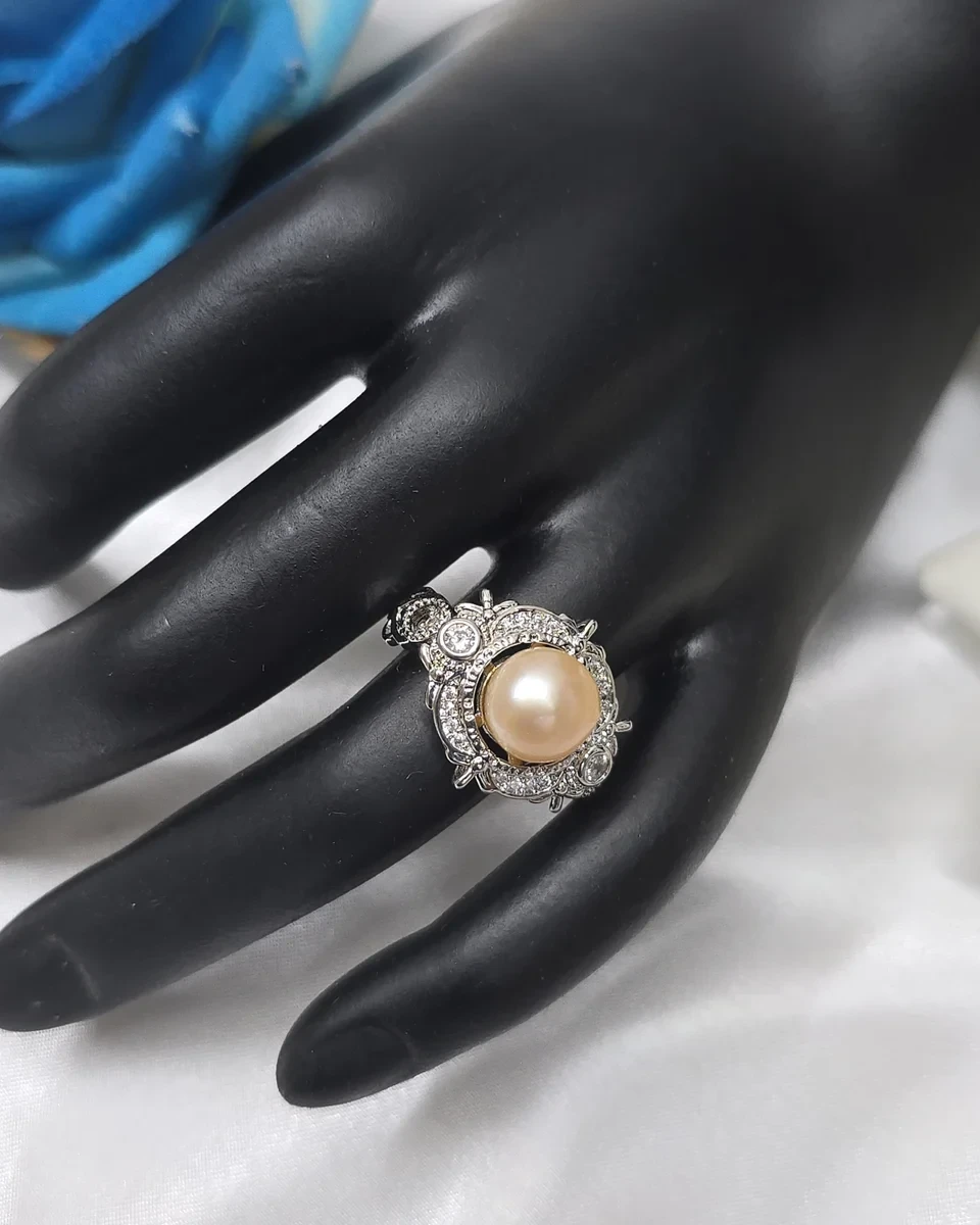 Enchanted Glow Pearl Ring