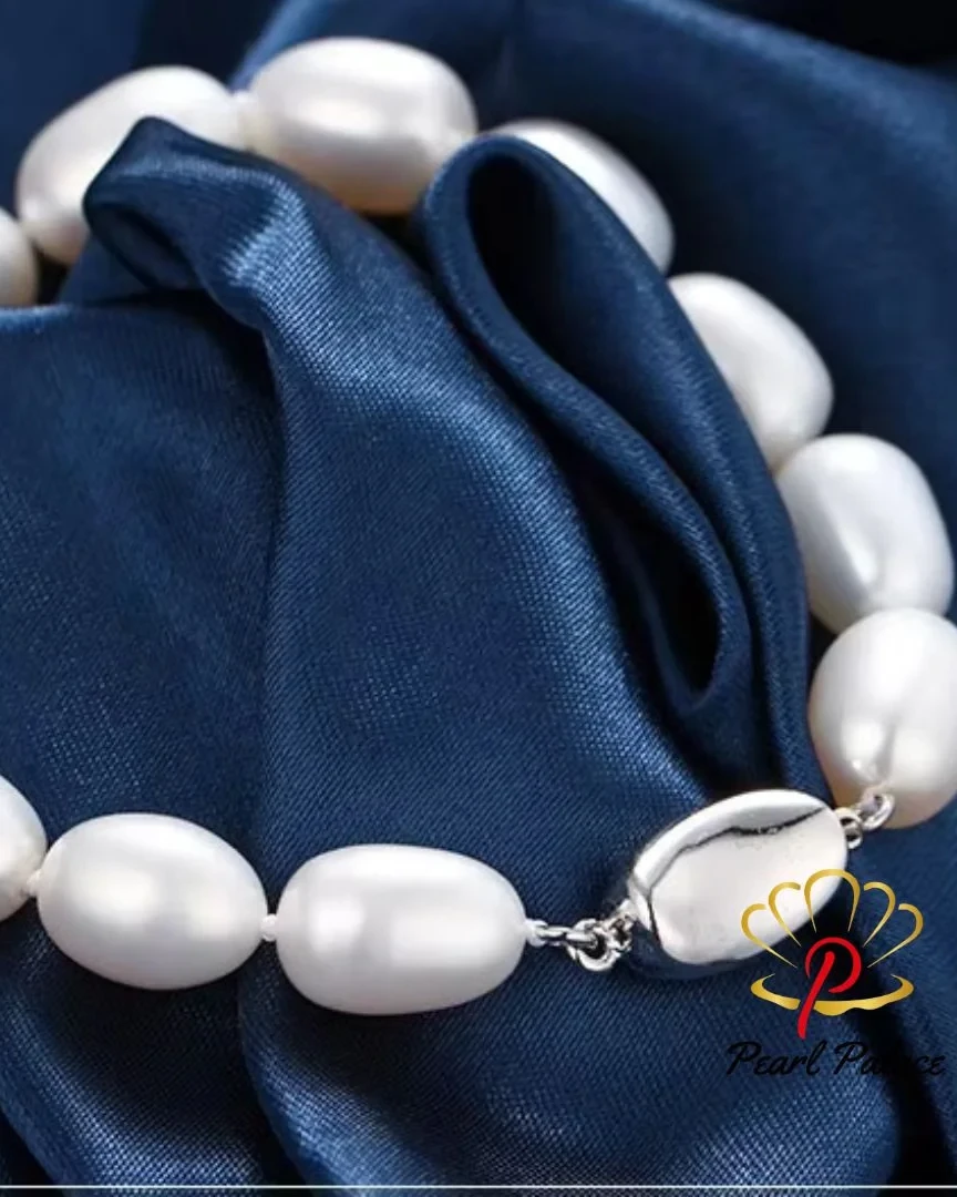 AAAA 8 9mm Natural Freshwater Drop Pearl Bracelet for Women.