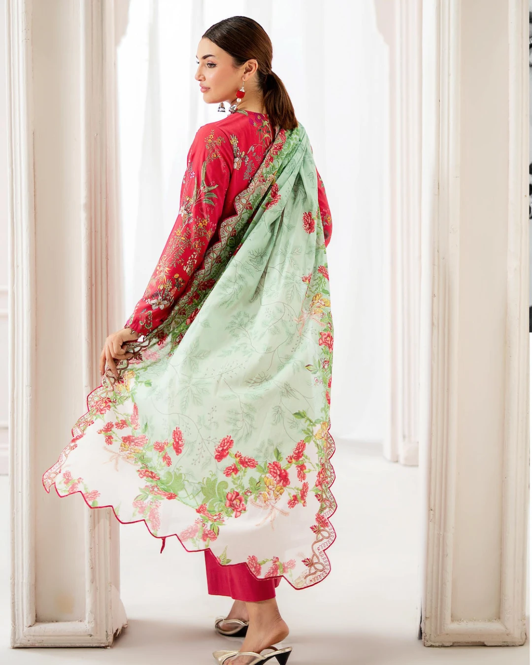 Pakistani Mahajal Vol. 16 by Gull Jee Unstitched – Crimson Bloom Ring Edition