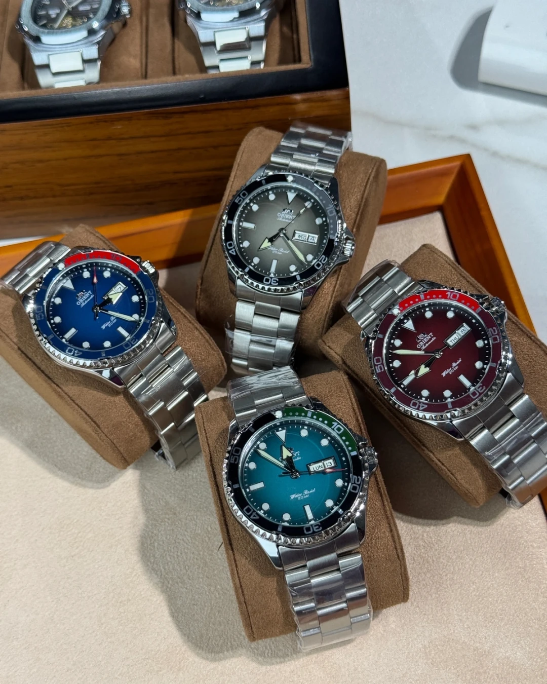 Orient Kamasu II Day Date