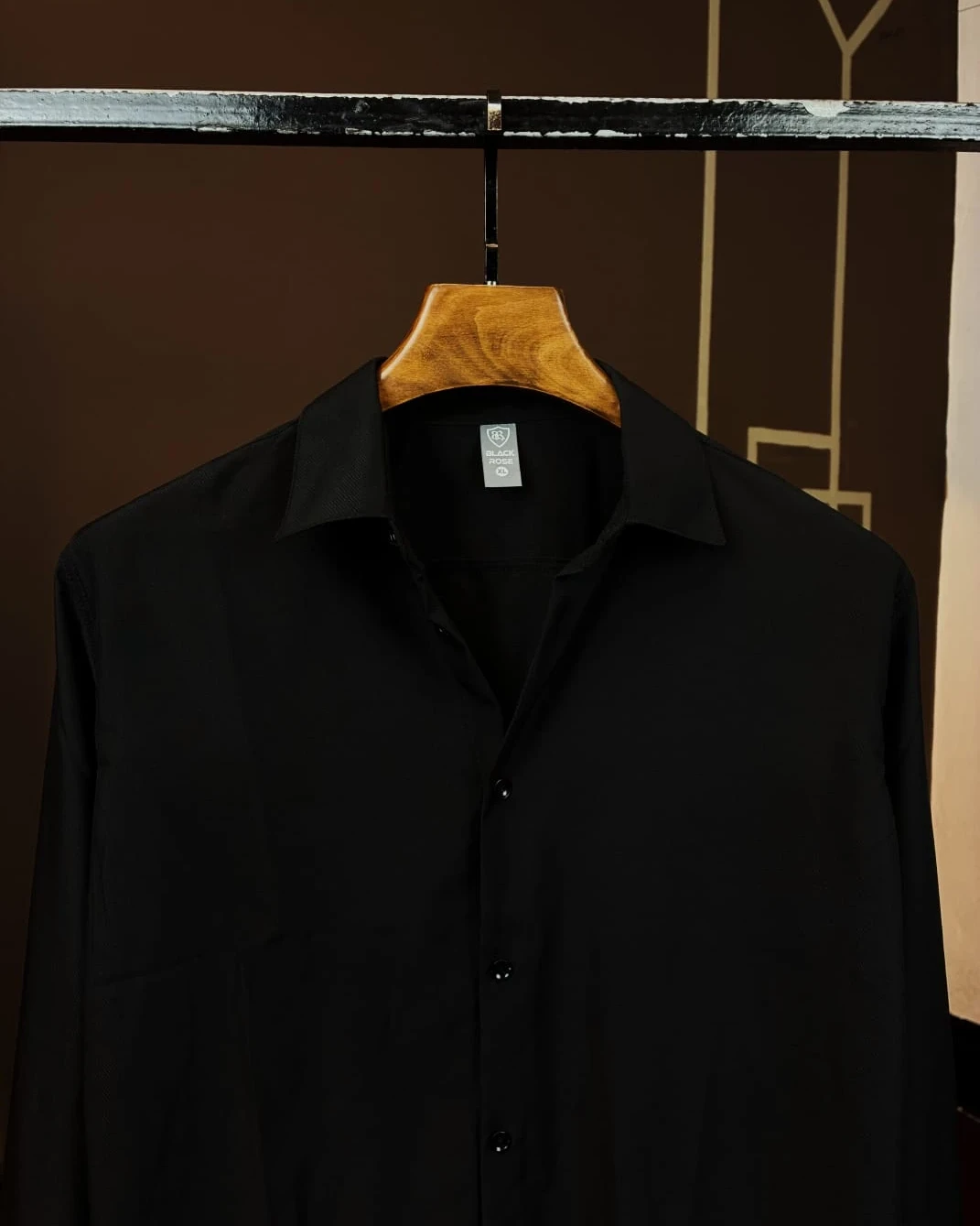 BLACK SHIRT