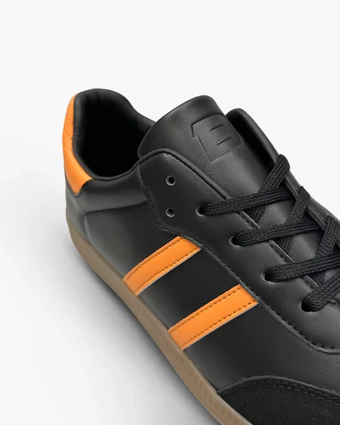 Bowling Legend Sneakers Black