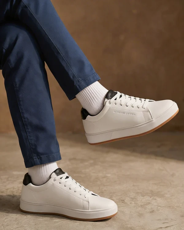 Bowling Titan Sneakers White