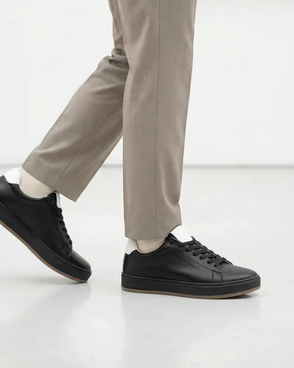 Bowling Titan Sneakers Black