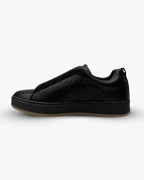 Bowling Icon+ Sneakers Black