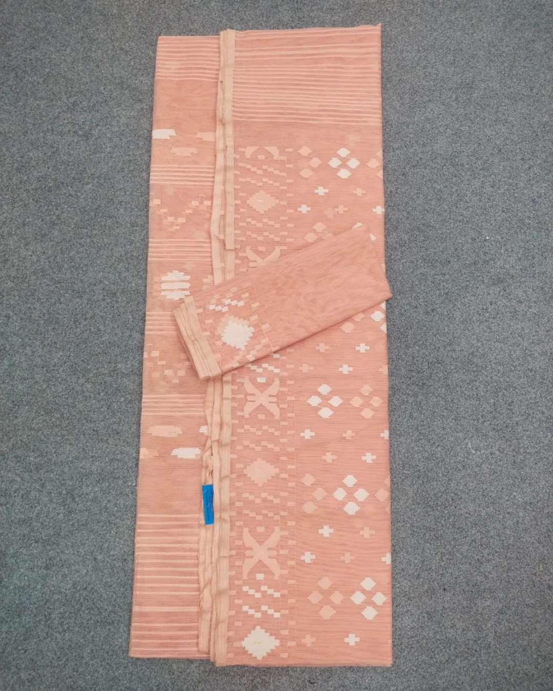 Peach Geometric Handloom Ransom Silk Jamdani Saree