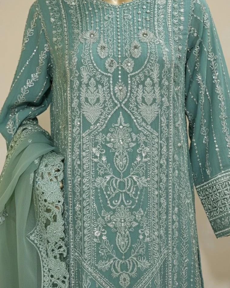 Pakistani Lavish Karchupi Worked Unstitched Organza Three Piece - Como
