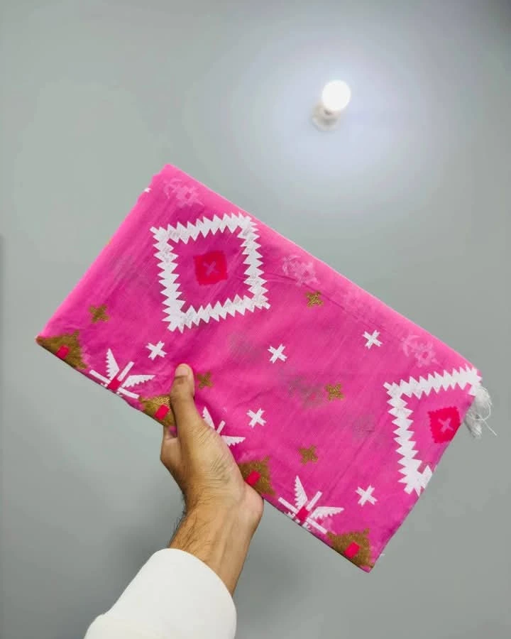 Exclusive Semi-Pure Cotton Handloom Jamdani Print Saree with Tassels