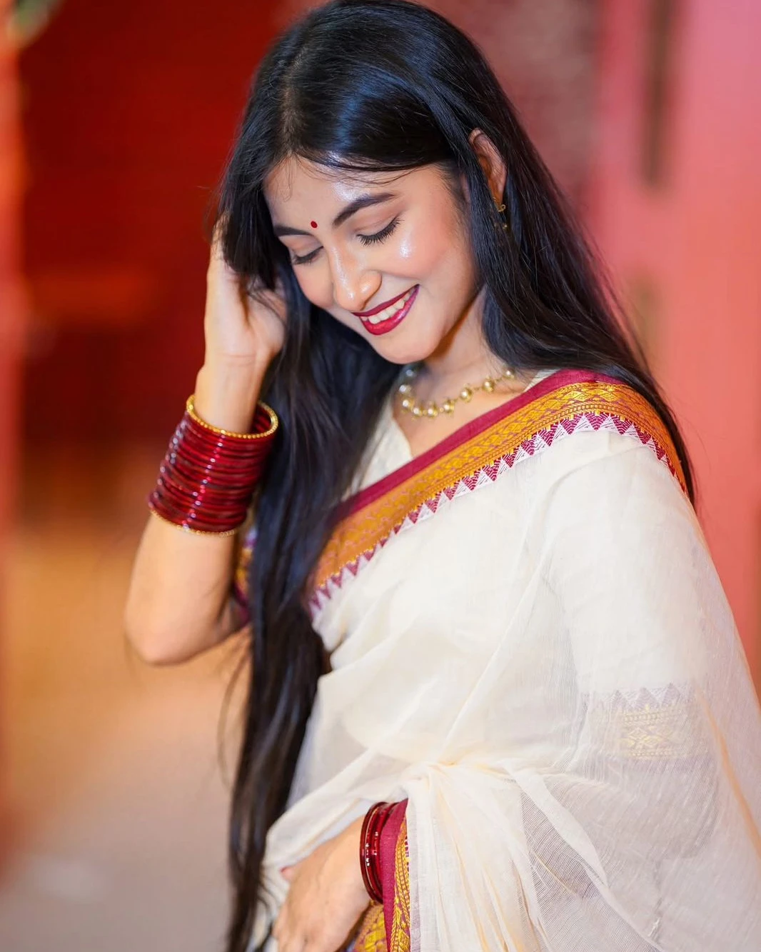 Women's Exclusive Fashionable Trendy HalfSilk Nakshi Paar Saree